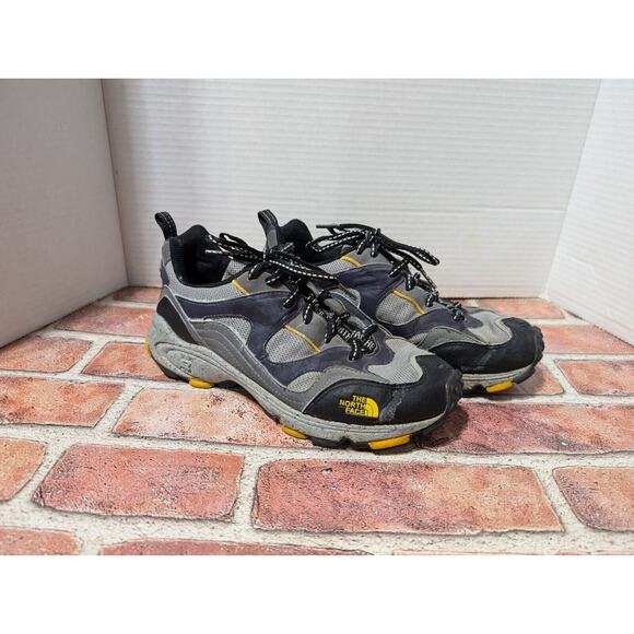 The North Face Shoes - The North Face Hiking Trail Shoes Women’s Size 7 Black & Grey G09759010